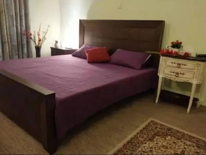 Double bed / bed set / king size bed / wooden bed  / bed / Furniture 2