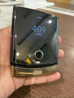 Moto razr flip 2019 sim working. exchange possible