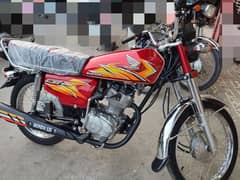 Honda 125 Model 21 Red edition