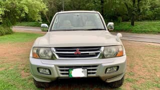 Mitsubishi Pajero 3.5 V6 GLS