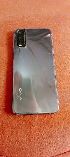 vivo y20s  4/128   with box and charger