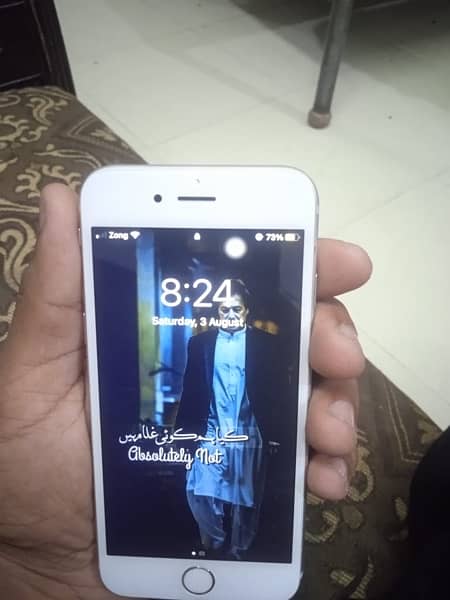 IPhone 6s 64 GB 10/10 condition q 6