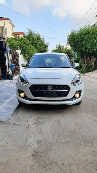 Suzuki Swift GLX CVT FULL OPTION 2022 9