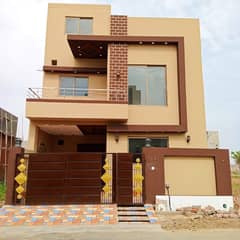 5-Marla Brand New Double Story Modern Design House A + Construction Hot Location For Sale In New Lahore City Near To Bahria Town Lahore LDA Approved Society