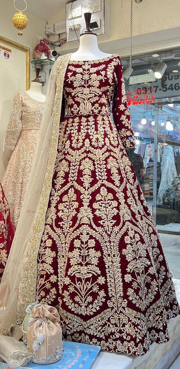 Bridal Lehnga / Wedding dress / Barat wear / Maroon Dress 4