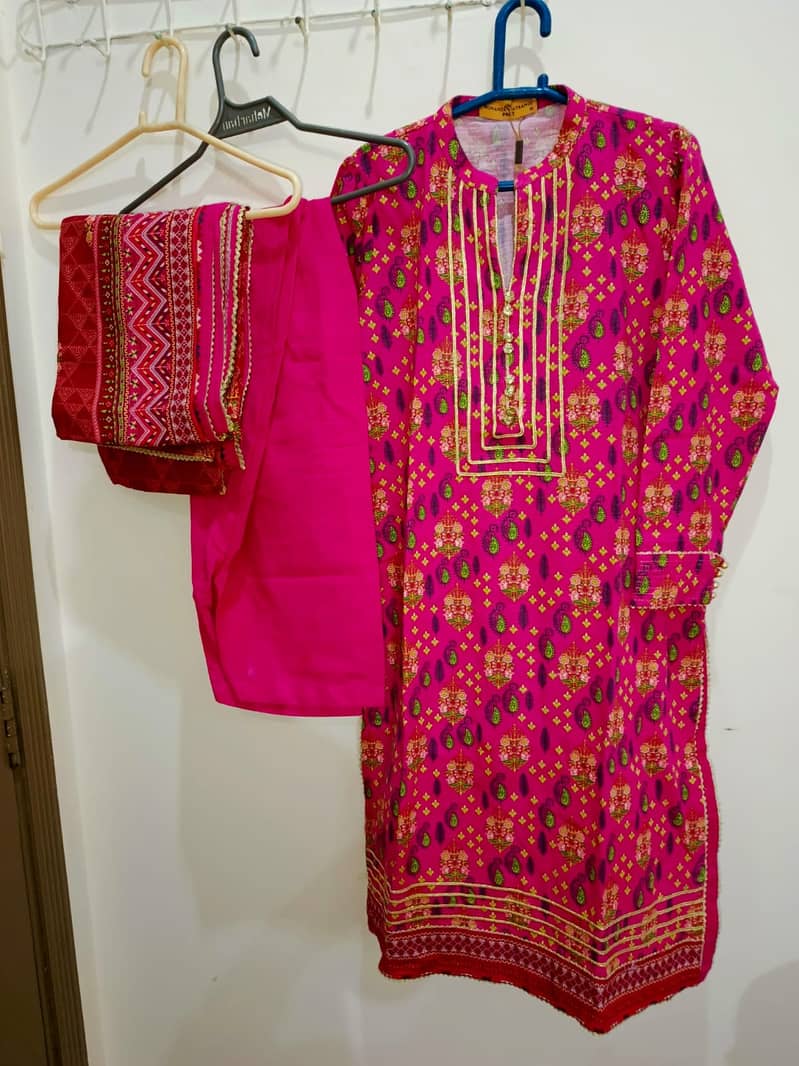 Bonanza Satrangi Lawn Pret Suit - Brand New, Pink with Yellow Accents 5