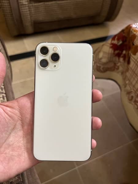 iPhone 11 Pro 2