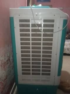 cooler for sale only serious buyers contact Karen