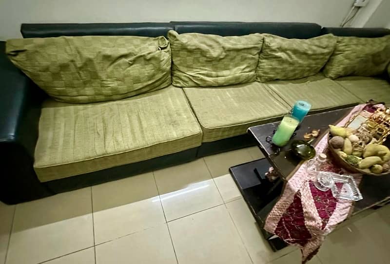 L SHAPED SOFA 8 SEATER 1