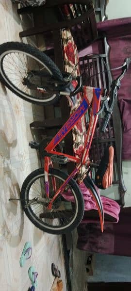 good condition 10/9 two cycle's 10