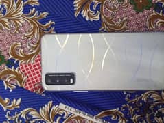 vivo y20 box sath hai charger original nhi hai par day dooun ga sath