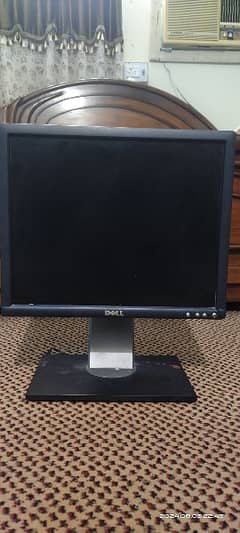 17 INCH DELL MONITOR 0