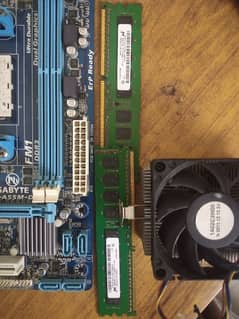 Gigabyte GA-A55M-DS2 Motherboard + AMD A6-3670 CPU + 8GB DDR3 RAM