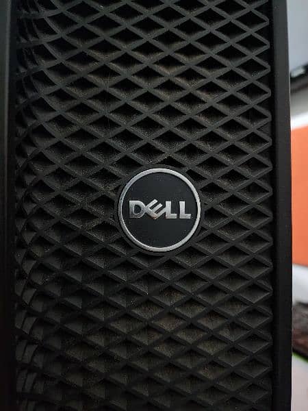 Dell Precision Workstation T3600 2