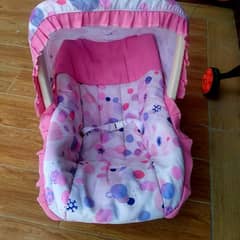 baby rocking seat In v good condition for sale in reasonable price