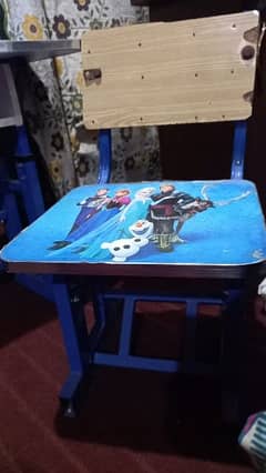 kids study table and chair