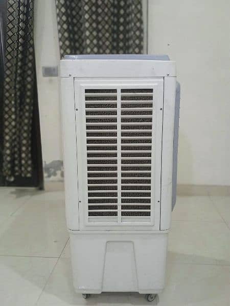 Air Cooler ice box urgent sale 1