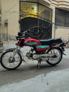 Honda  cd 70 2018 model red colour for sale