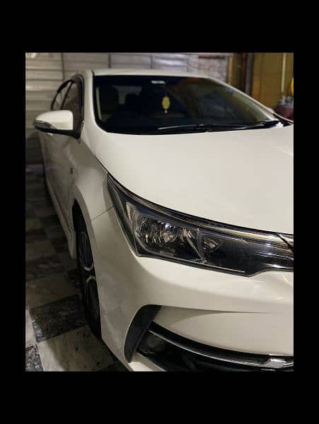 Toyota Corolla Altis 2018 4