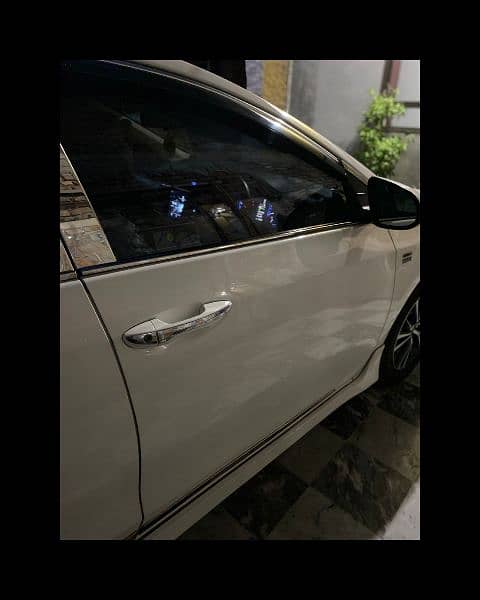 Toyota Corolla Altis 2018 6