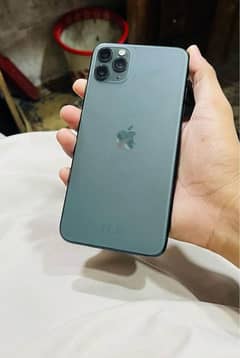 iphone 11 pro max display change but original b hain