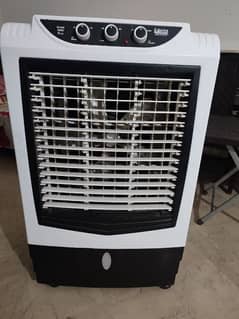 Air Cooler Izone NB-9000 Plus (Only 2 Months Used)