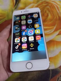 IPhone 7s 128 gb pta approved lush condition