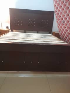 queen size bed