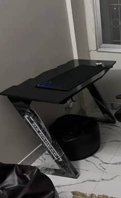 Computer Table for sale