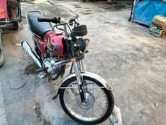 Honda 125 is in Good condition 2017 model