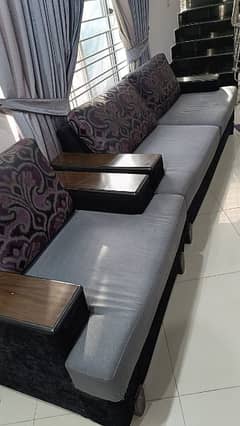 7 seater, just like new sofa set for sale