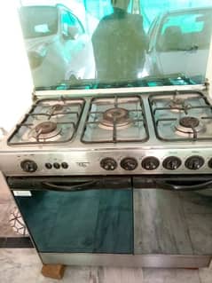 stove with gas oven