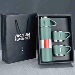 Vacuum Flask Set 500ml bottle with 3 cup and Gift Box