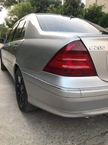 Mercedes C Class 200 15