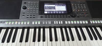 Yamaha PSR S770 Professional Piano Yamaha  Keyboard Casio Roland Korg