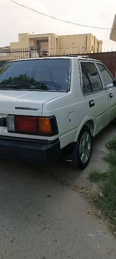 Nissan Sunny 1984