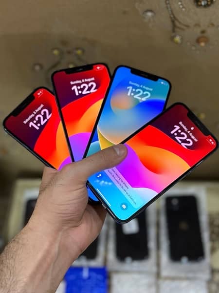 Iphone 11 JV 64GB Iphone 12 JV 64GB Iphone 13 JV 128GB 8