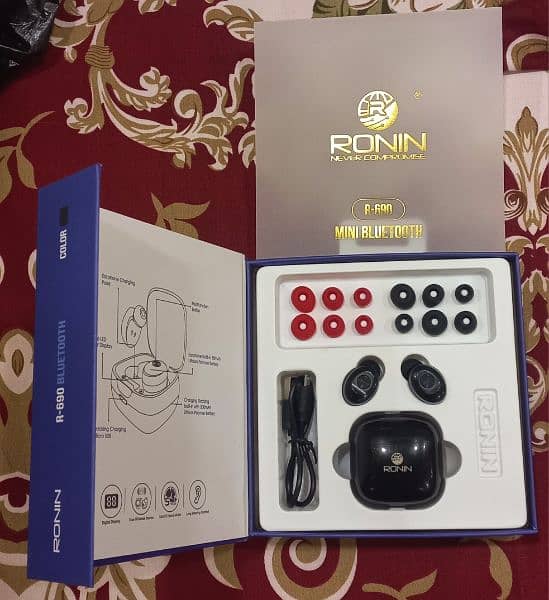 RONiN R-690 Bahut Acha Sound hA Battery Timing Bhi Bahut Achi hA. 1