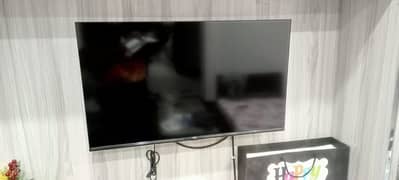 TCL-32 inch TV (Not Smart TV)