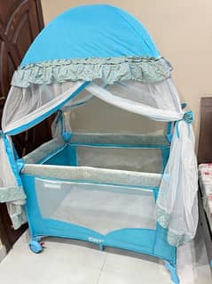 baby cot/ play pan