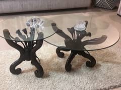 2 centre tablestwo coffee tables