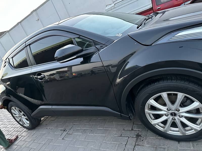 Toyota C-HR 2018/2024 5