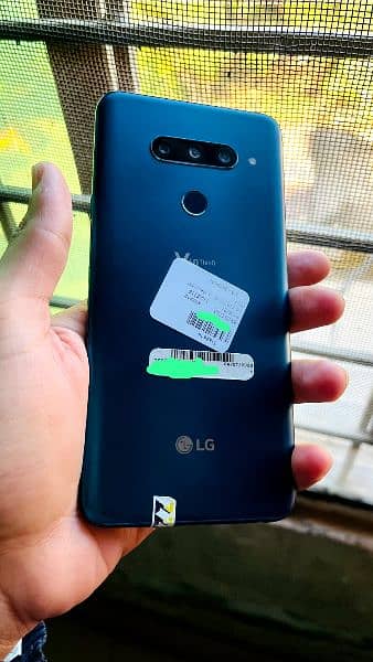 LG V 40 thinq 6/64 gb 10/10 Pta approved 0