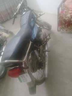 King hero bike he 2014 model koi Kam ni hone Wala 36 hzar demand he