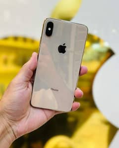 Apple iPhone XS Max 256 GB my WhatsApp number 0322=6070271