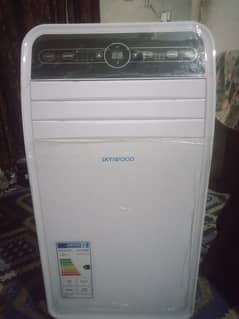 portable AC for sale bilkul new ek month use urgent sale heat and cool