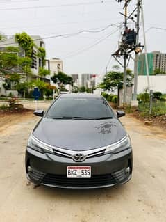 Toyota Altis Grande 2017 Orignal new shape urgent sale