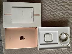 ipad mini 5 with box  WhatsApp 03073909212