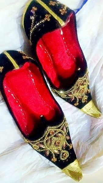 Groom's Khussa 1