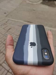 Iphone x 
All ok 64GB read Add